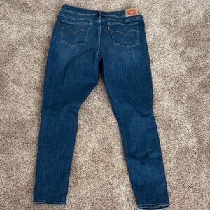 Levi's Dark Blue Skinny Jeans